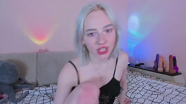 Snapshot of Lexy_Lovy chatting on 03/17/25, 11:21 Lexy Lovy online show from 03/17/25, 11:21