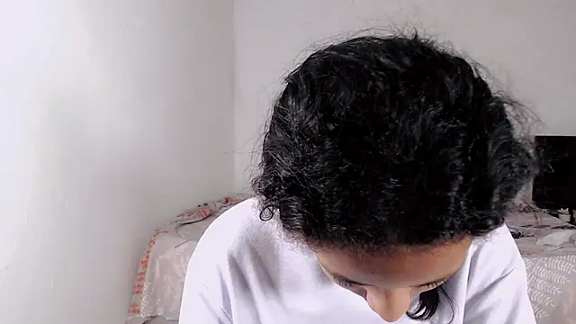 jasmin brunette  online show from 12/03/25, 11:52