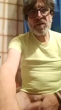 Snapshot of felice66 chatting on 12/24/24, 05:23 felice66 online show from 12/24/24, 05:23