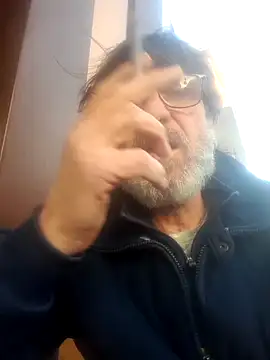 Snapshot of felice66 chatting on 12/31/24, 02:47 felice66 online show from 12/31/24, 02:47