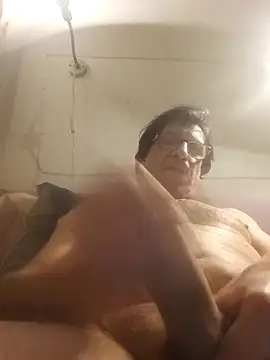 Snapshot of felice66 chatting on 01/12/25, 03:14 felice66 online show from 01/12/25, 03:14