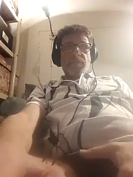 Snapshot of felice66 chatting on 02/02/25, 02:34 felice66 online show from 02/02/25, 02:34