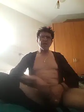 Snapshot of felice66 chatting on 03/04/25, 01:01 felice66 online show from 03/04/25, 01:01