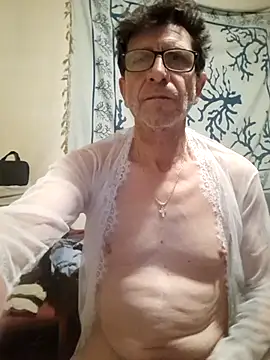 Snapshot of felice66 chatting on 09/16/25, 03:29 felice66 online show from 09/16/25, 03:29