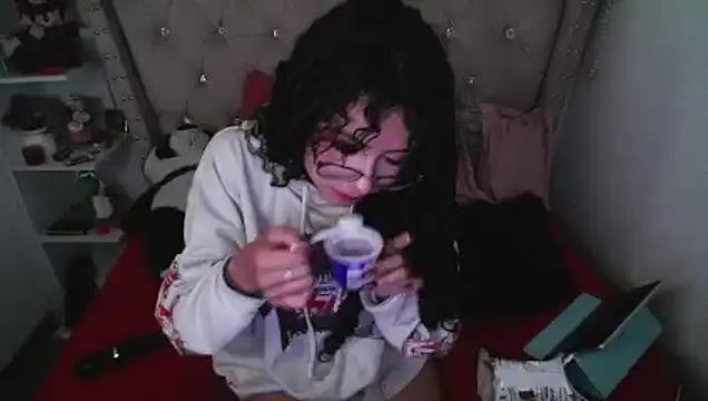 Snapshot of CherieCurl chatting on 03/10/26, 12:59 CherieCurl online show from 03/10/26, 12:59