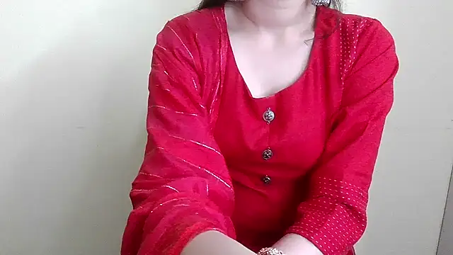 Snapshot of Xingfei chatting on 01/08/25, 08:07 Xingfei online show from 01/08/25, 08:07