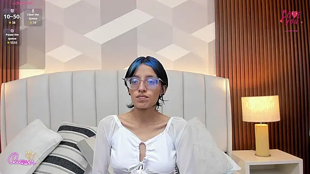 Snapshot of Marge_lasander chatting on 04/07/26, 02:01 Marge lasander online show from 04/07/26, 02:01