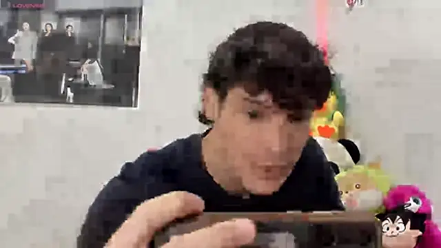 Snapshot of Martinsibiris chatting on 03/05/26, 04:03 Martinsibiris online show from 03/05/26, 04:03