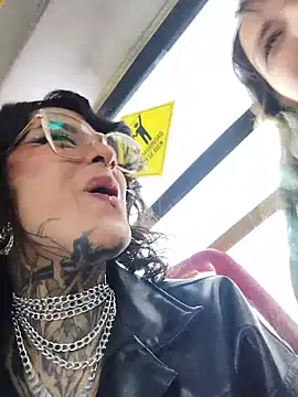 Snapshot of taaylor33 chatting on 01/07/26, 07:49 taaylor33 online show from 01/07/26, 07:49