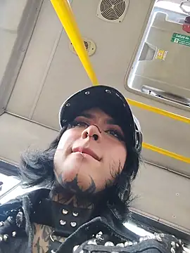 Snapshot of taaylor33 chatting on 03/06/26, 08:05 taaylor33 online show from 03/06/26, 08:05