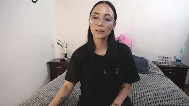 Snapshot of anny_roberts chatting on 03/20/25, 12:08 anny roberts online show from 03/20/25, 12:08