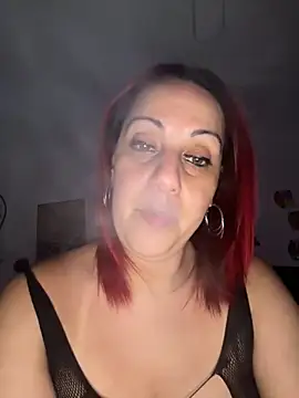 Snapshot of DeeLight124 chatting on 11/03/25, 06:25 DeeLight124 online show from 11/03/25, 06:25