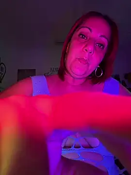 DeeLight124 online show from 05/06/26, 04:08