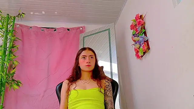 scarlet-jonesx online show from 04/25/26, 06:16