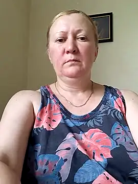 blondyaguar online show from 07/17/26, 08:21