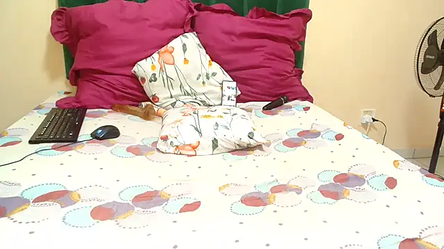 19bootylicious online show from 09/18/25, 07:43