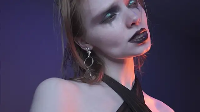 ginger hugs online show from 11/02/25, 10:12