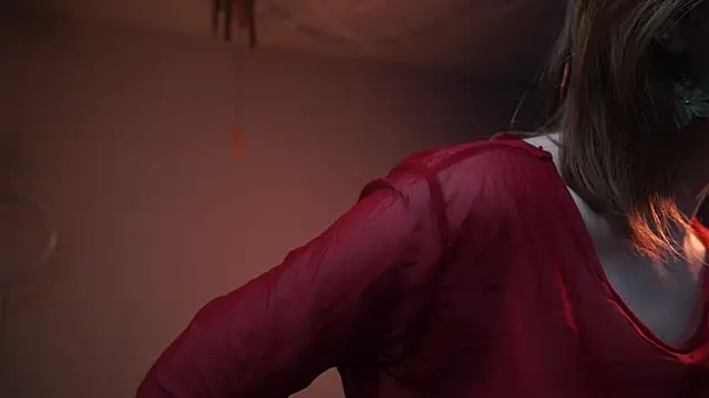 ginger hugs online show from 11/17/25, 10:04