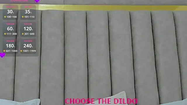 FreyaMoller online show from 11/22/25, 07:13