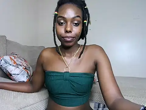 Snapshot of naughty_ebony-queen chatting on 01/11/25, 01:43 naughty ebony-queen online show from 01/11/25, 01:43
