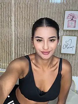 Kimm khalifa online show from 02/05/25, 12:10