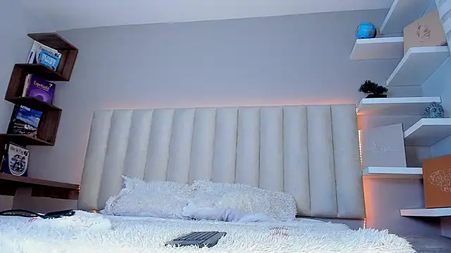 Sally  Walker online show from 10/29/25, 04:15