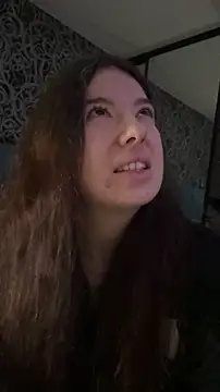 Snapshot of Kimi_Ass chatting on 05/18/26, 11:05 Kimi Ass online show from 05/18/26, 11:05