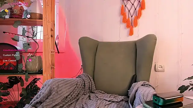 alisahug online show from 03/17/25, 08:40