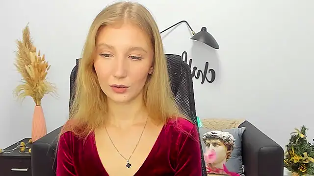 LolaWilsons online show from 01/06/25, 01:30