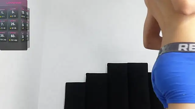 MarcoAlexLatino online show from 01/26/25, 05:34