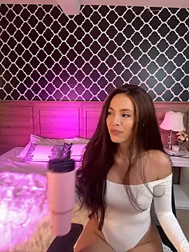 Snapshot of Amber_Rush_ chatting on 12/07/24, 12:41 Amber Rush online show from 12/07/24, 12:41