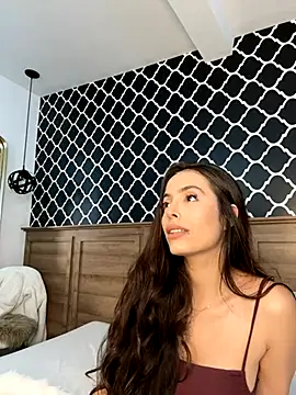 Snapshot of Amber_Rush_ chatting on 10/28/25, 11:18 Amber Rush online show from 10/28/25, 11:18