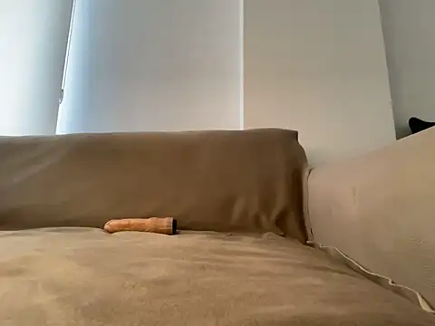 khaaleesiii online show from 11/26/25, 08:48