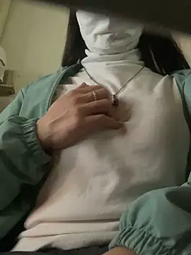 Snapshot of Tuongvy05 chatting on 01/17/25, 05:51 Tuongvy05 online show from 01/17/25, 05:51