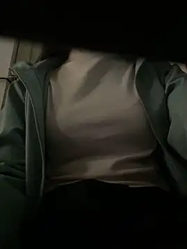 Snapshot of Tuongvy05 chatting on 02/03/26, 12:53 Tuongvy05 online show from 02/03/26, 12:53