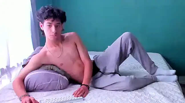 Chandler ken online show from 12/30/24, 03:35