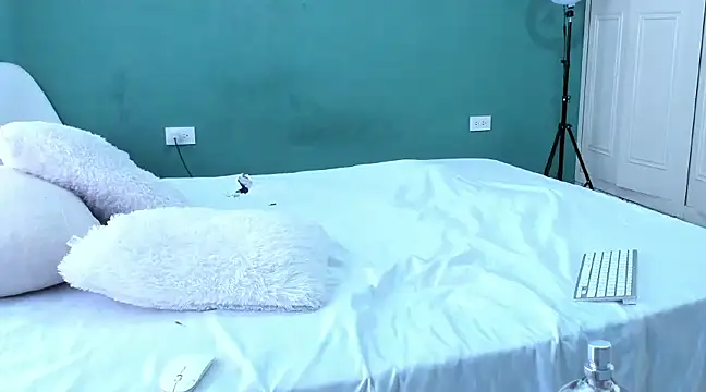 Chandler ken online show from 01/18/25, 01:40