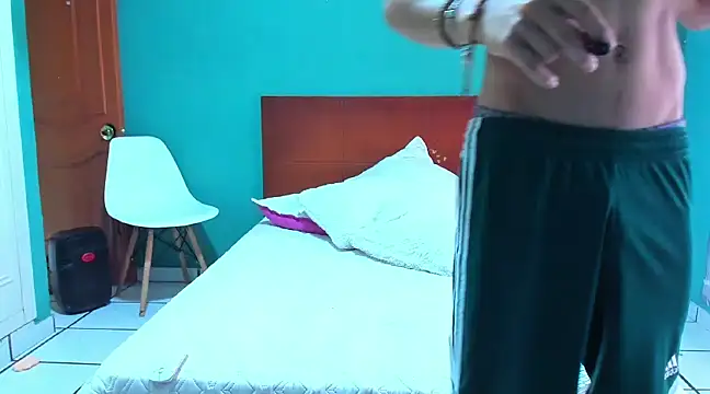 Chandler ken online show from 03/04/25, 08:27