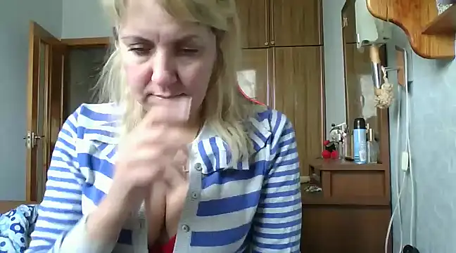 IrinaB1 online show from 02/24/25, 07:44