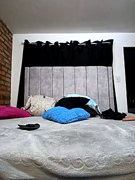 valenthottie online show from 06/12/26, 12:53
