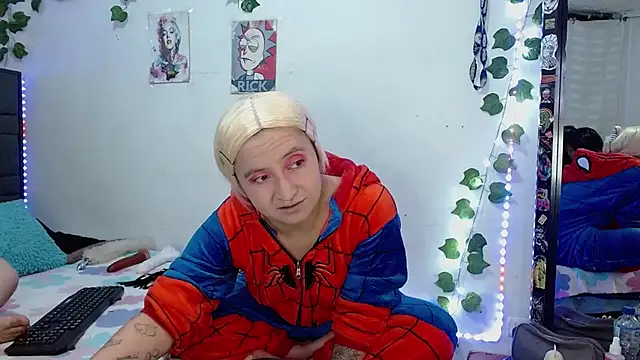 the lesbian game online show from 10/22/25, 03:29