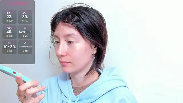 lizzy davis 1 online show from 10/09/25, 04:10