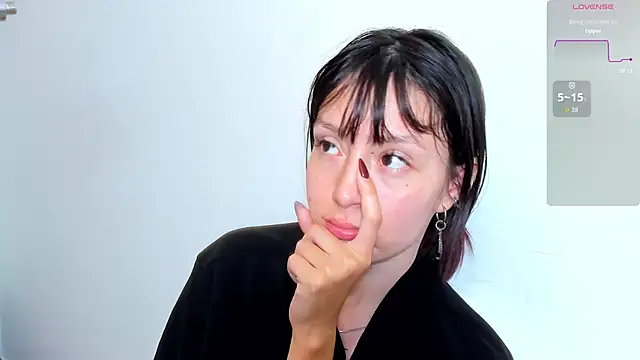 lizzy davis 1 online show from 11/07/25, 03:50