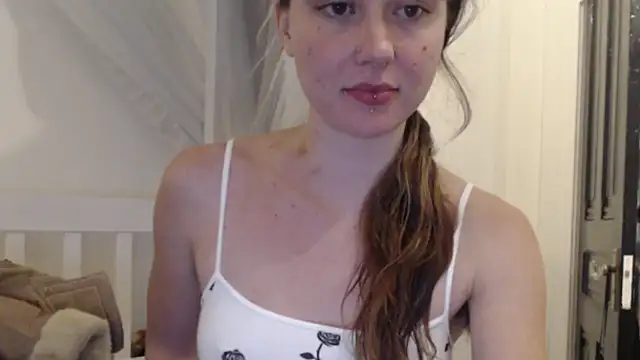 Snapshot of fern4ever chatting on 02/07/26, 05:33 fern4ever online show from 02/07/26, 05:33