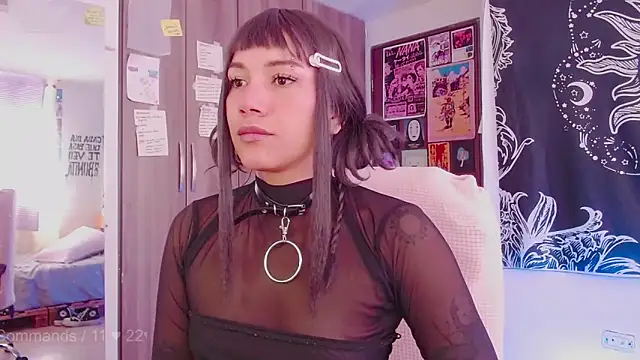 melissahowl online show from 10/02/25, 07:43