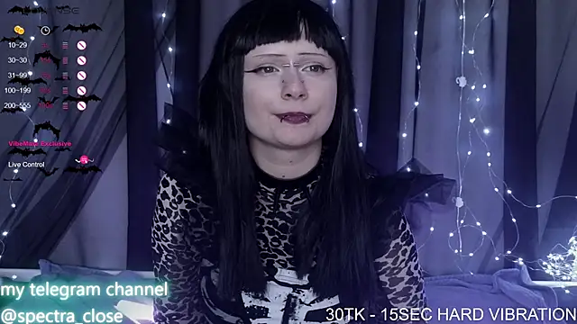 Snapshot of SpectraSirens chatting on 02/01/26, 12:59 SpectraSirens online show from 02/01/26, 12:59