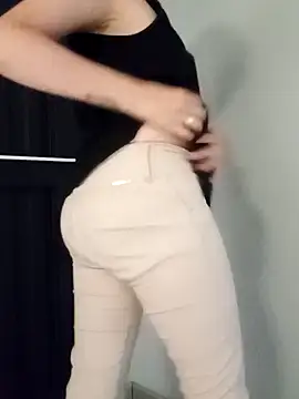 IsisBlake online show from 02/07/25, 11:24