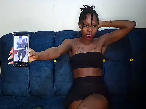 Snapshot of Sexyvyee_ chatting on 02/18/25, 12:49 Sexyvyee  online show from 02/18/25, 12:49
