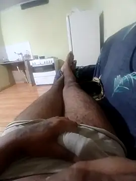 Snapshot of morenogts69 chatting on 02/02/26, 08:13 morenogts69 online show from 02/02/26, 08:13