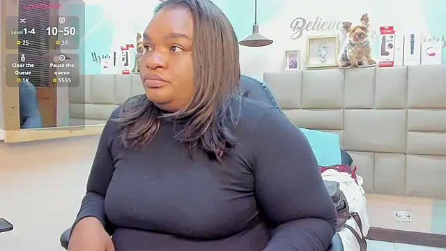 lilybaudyn  online show from 09/18/25, 12:12